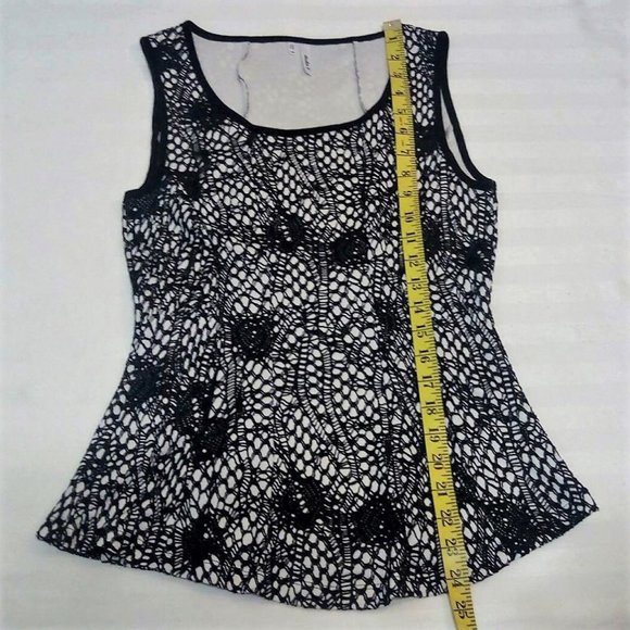 Black Lace Overlay Tank Top (xsm) - Picture 6 of 10
